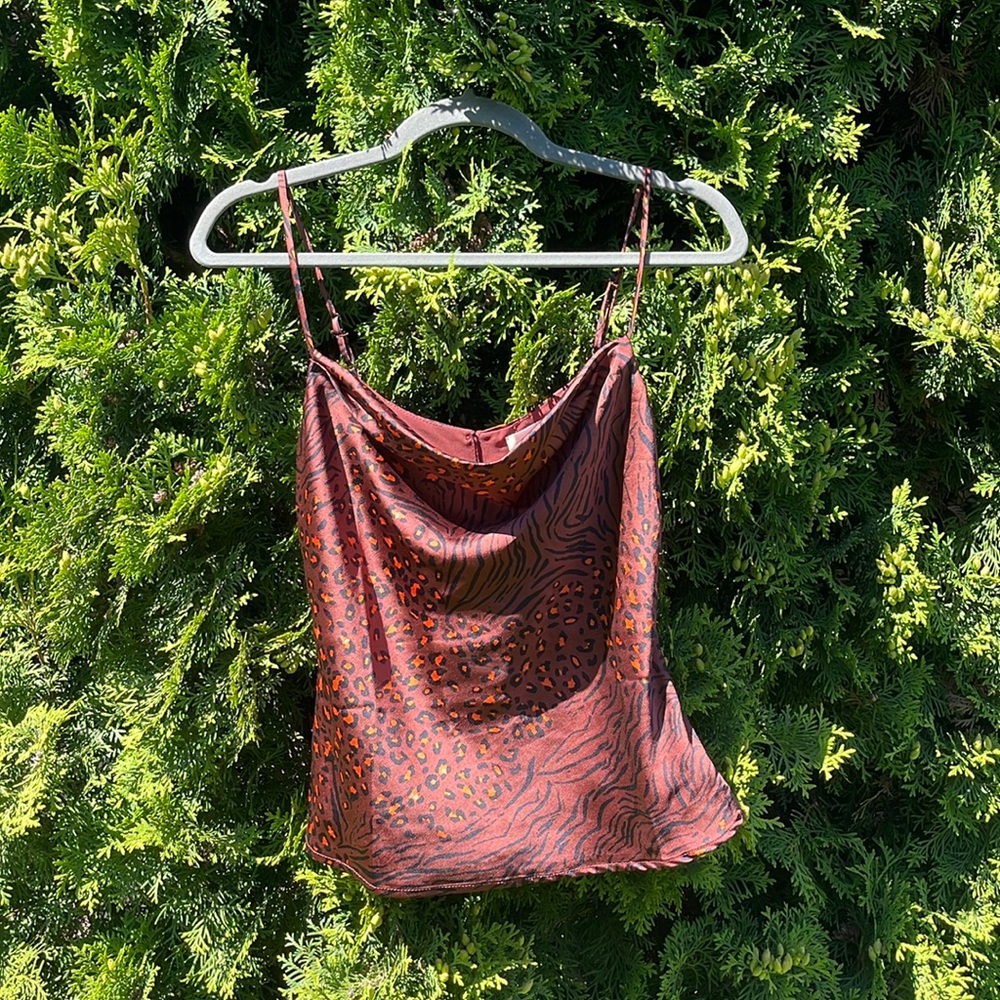 Silk brown leopard print top
